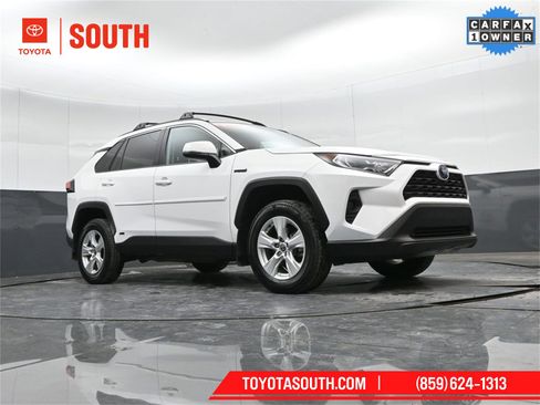 Used 2021 Toyota RAV4 XLE w/ Convenience Package image 34