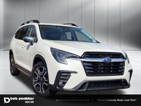 Used 2023 Subaru Ascent Limited w/ Technology Package image 1