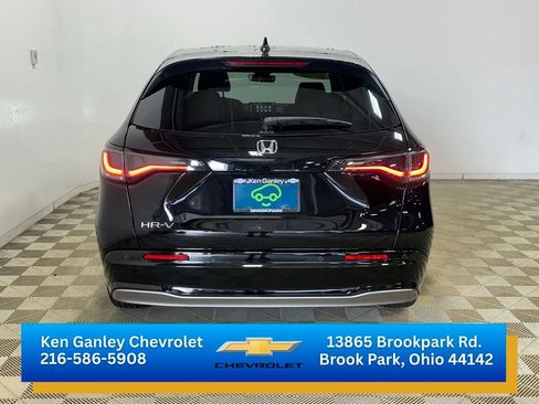 Used 2025 Honda HR-V EX-L image 5