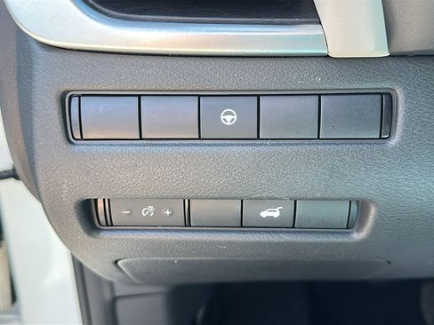 Certified 2021 Nissan Rogue SL w/ Premium Package AWD/4WD image 15