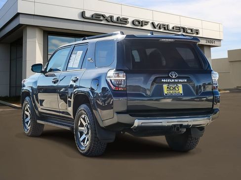 Used 2022 Toyota 4Runner TRD Off-Road Premium image 4