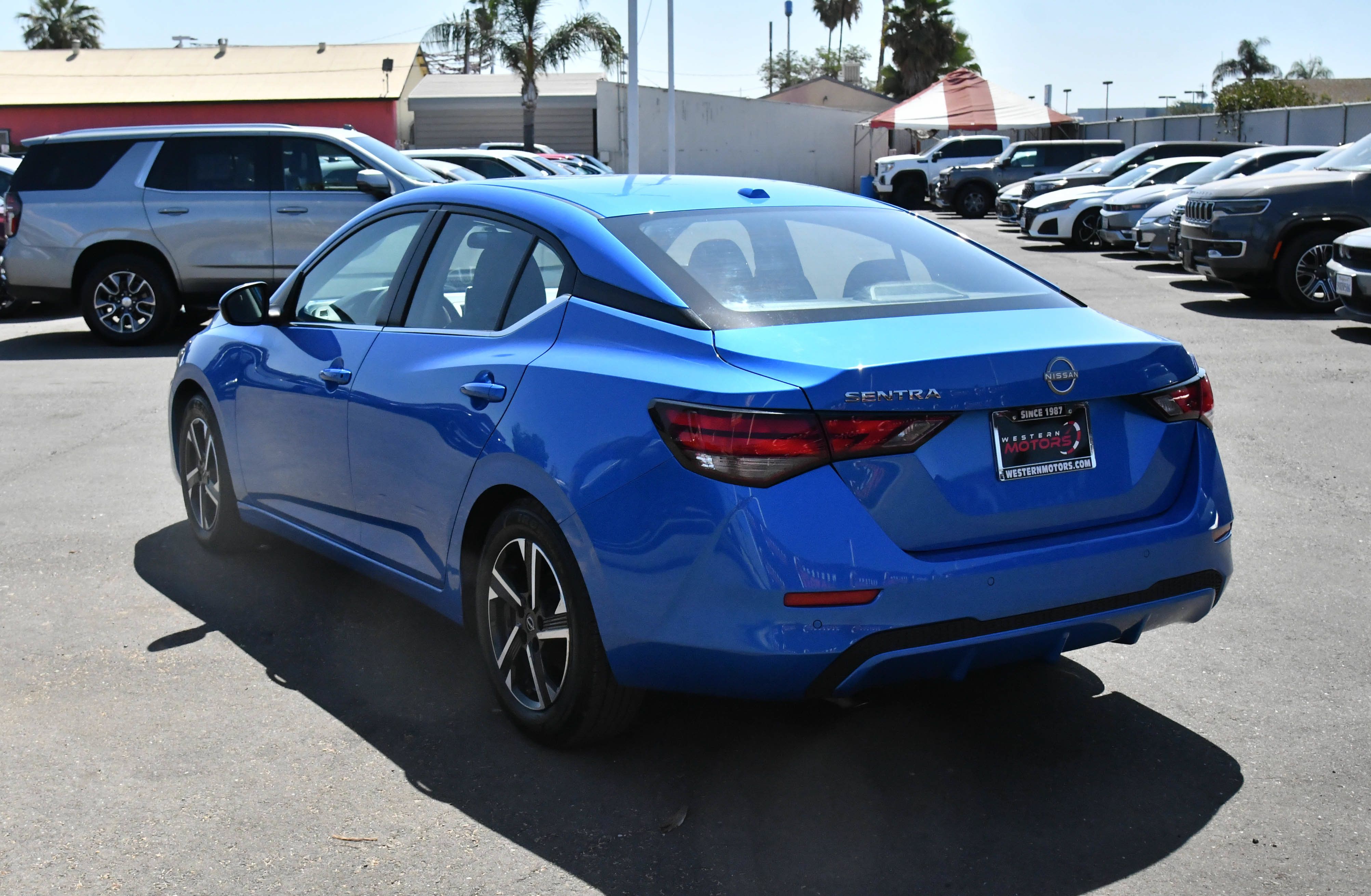 Used 2025 Nissan Sentra SV FWD image 6