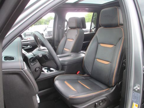 Used 2023 GMC Yukon XL AT4 w/ Max Trailering Package AWD/4WD image 25