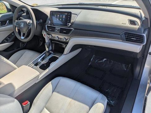Used 2020 Honda Accord EX image 22