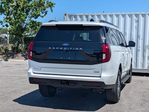 New 2026 Ford Expedition Max Active RWD image 5