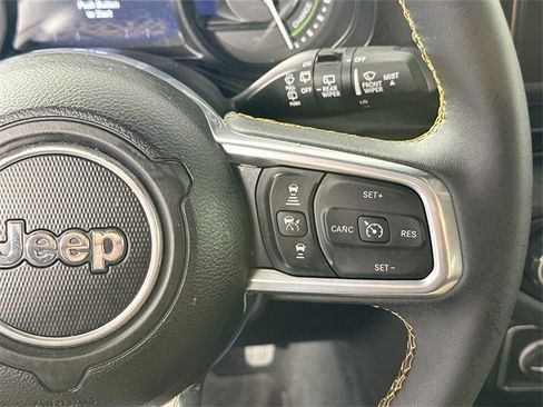 Used 2024 Jeep Wrangler Unlimited Sahara w/ Technology Group image 23