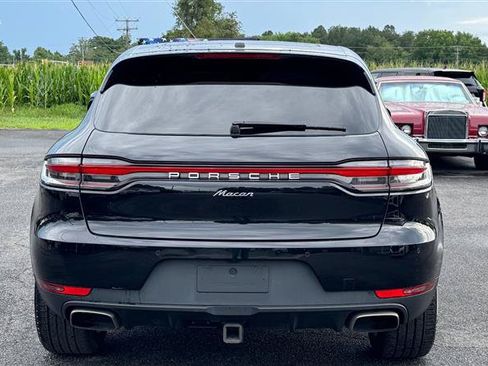 Used 2020 Porsche Macan w/ Premium Package Plus AWD/4WD image 6