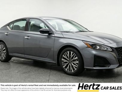 Used 2025 Nissan Altima 2.5 SV