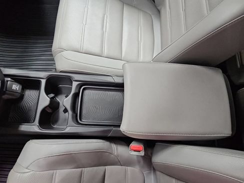 Used 2019 Honda CR-V EX-L image 20