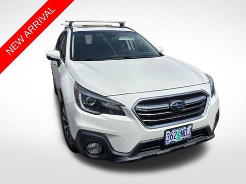 Used 2018 Subaru Outback 2.5i Touring w/ Popular Package #3 AWD/4WD image 1