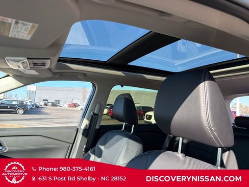 New 2026 Nissan Rogue Platinum w/ Tech Package AWD/4WD image 28