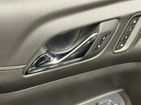 Used 2023 GMC Acadia SLT w/ Elevation Edition AWD/4WD image 39