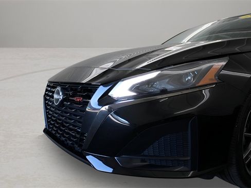 Used 2023 Nissan Altima 2.0 SR image 19