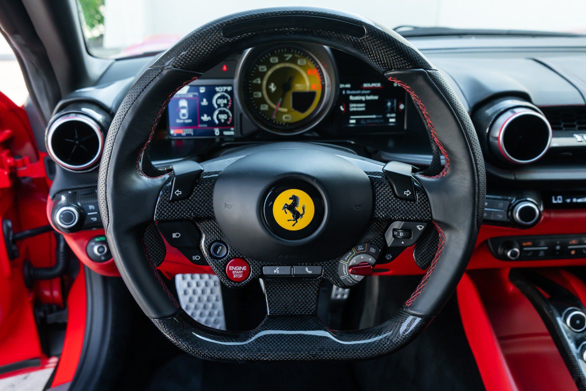 Used 2019 Ferrari 812 Superfast RWD image 10