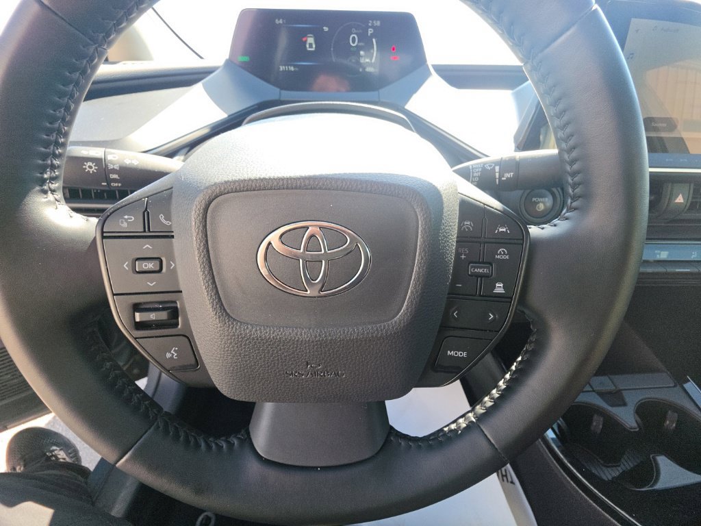 Used 2025 Toyota Prius LE FWD image 15