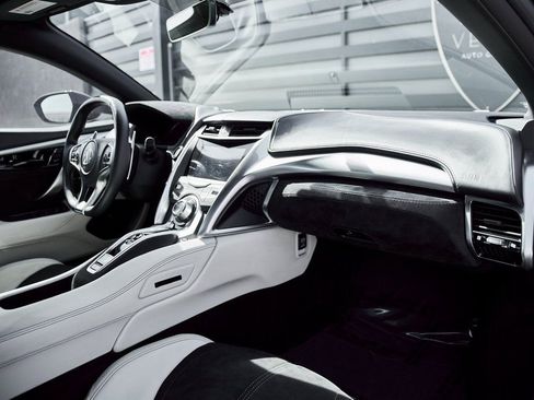 Used 2017 Acura NSX AWD/4WD image 40