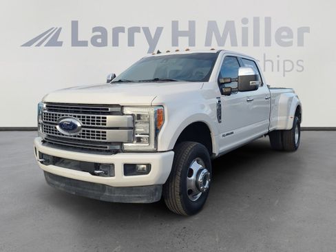 Used 2019 Ford F350 Platinum w/ Platinum Ultimate Package image 1