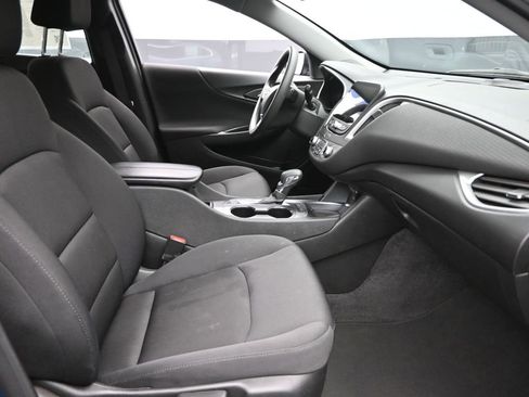 Used 2024 Chevrolet Malibu LT image 7