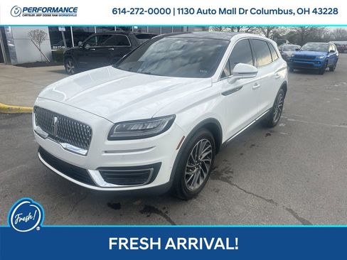 Used 2020 Lincoln Nautilus Reserve w/ Equipment Group 201A image 8