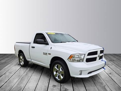 Used 2019 RAM 1500 Express RWD image 4