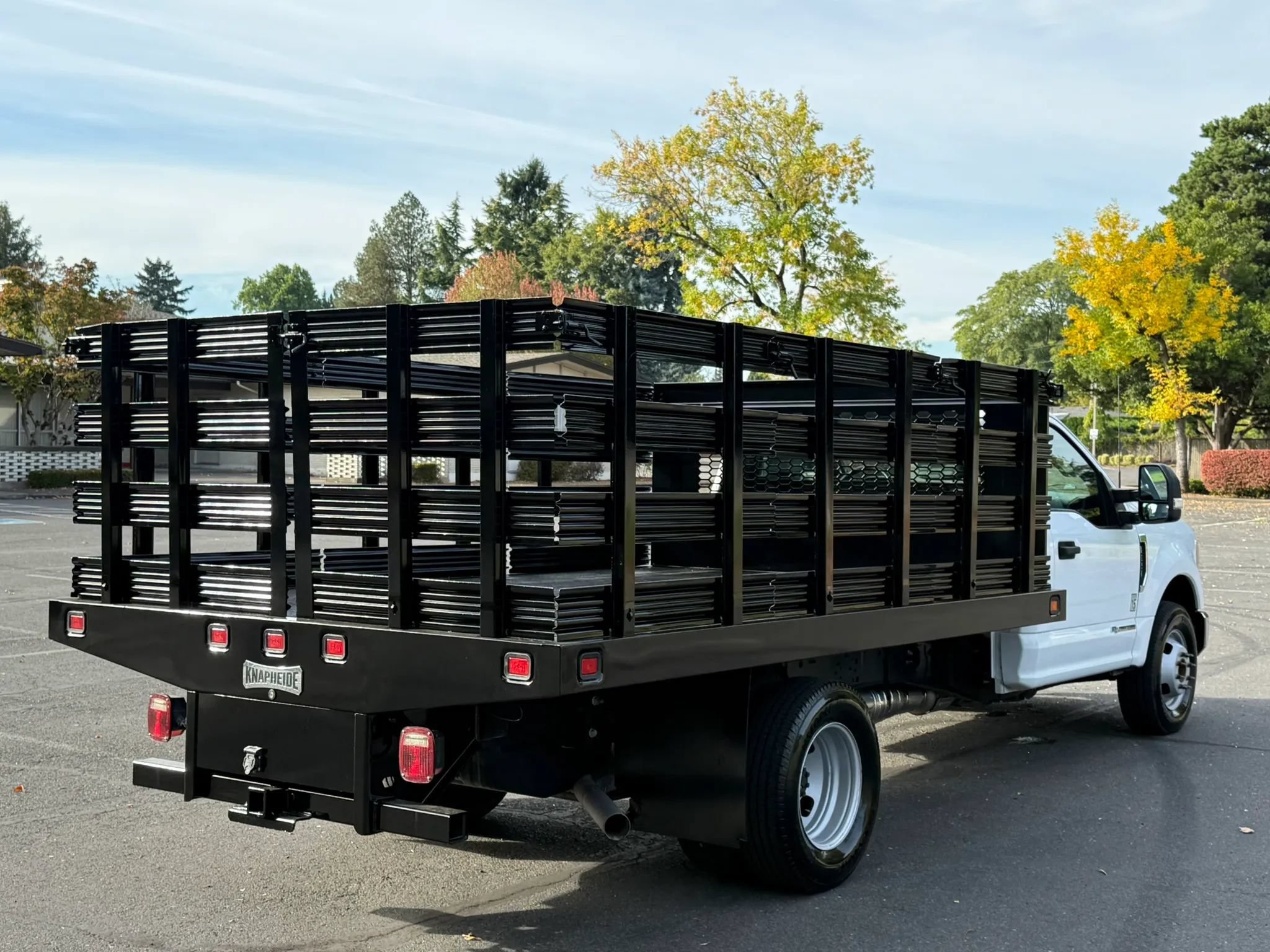 Used 2022 Ford F350 XL w/ Power Equipment Group RWD image 5