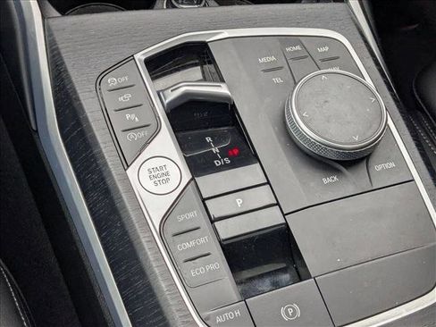 Used 2025 BMW 330i 330i w/ Convenience Package image 12