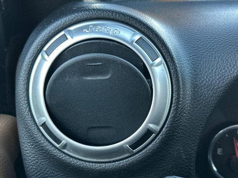 Used 2011 Jeep Wrangler Unlimited Sahara w/ Dual Top Group image 29