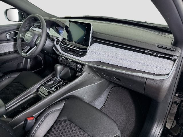 New 2026 Jeep Compass Latitude AWD/4WD image 27