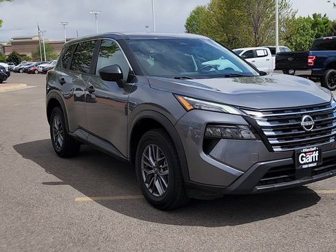 Used 2024 Nissan Rogue S AWD/4WD image 6