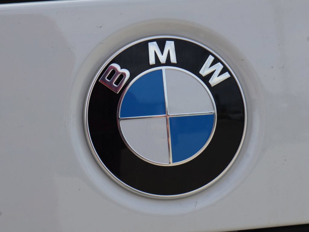 Used 2025 BMW X1 xDrive28i w/ Technology Package AWD/4WD image 40