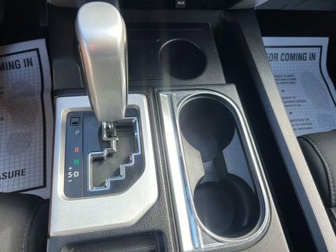 Used 2017 Toyota Tundra SR5 w/ SR5 Upgrade Package image 21