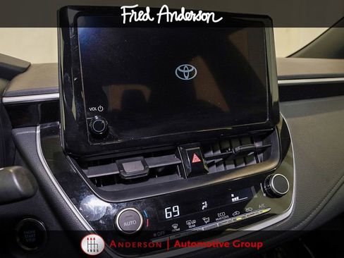 Used 2024 Toyota Corolla SE FWD image 12