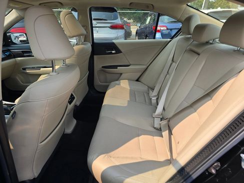 Used 2017 Honda Accord EX-L image 17