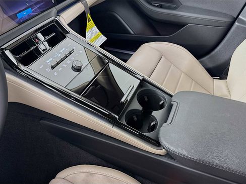 New 2026 Porsche Panamera 4 image 20