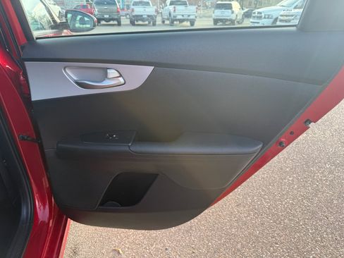 Used 2024 Kia Forte LXS image 17