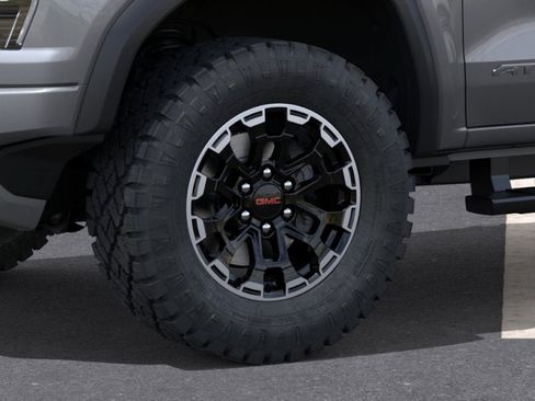 New 2026 GMC Canyon AT4 AWD/4WD image 9
