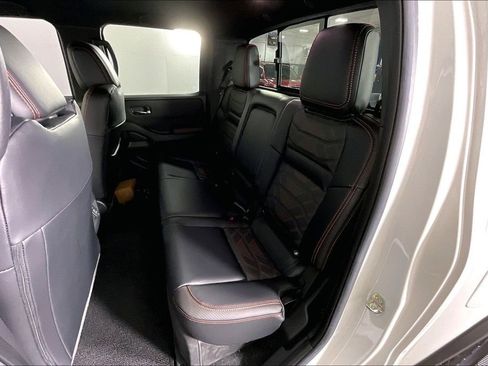 Certified 2025 Nissan Frontier Pro-X w/ Pro Premium Package image 34