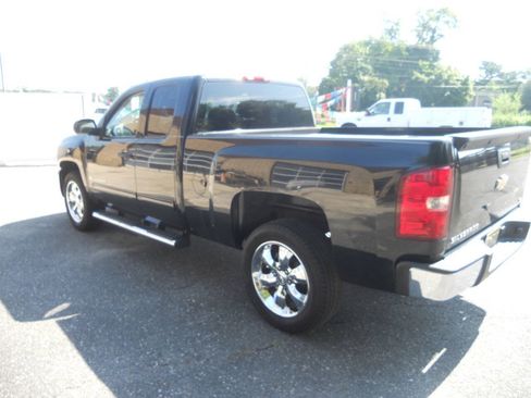 Used 2009 Chevrolet Silverado 1500 LS RWD image 11