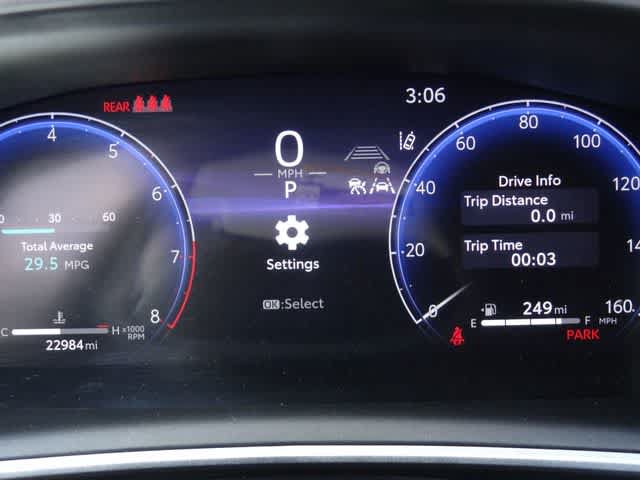Certified 2026 Toyota Corolla Cross XLE FWD image 18