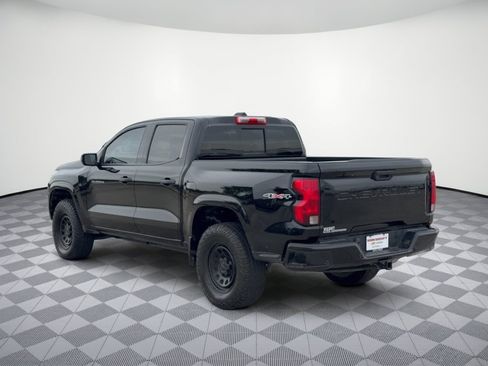 Used 2023 Chevrolet Colorado W/T w/ WT Convenience Package II AWD/4WD image 3