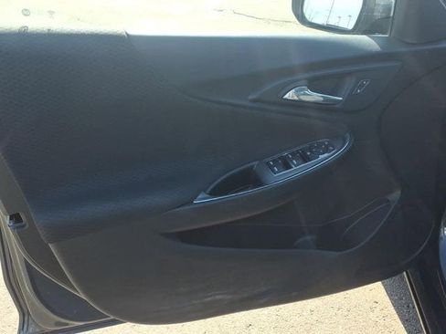 Used 2020 Chevrolet Malibu LT image 8