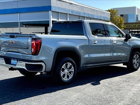 Certified 2025 GMC Sierra 1500 SLT RWD image 4