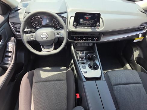 New 2026 Nissan Rogue SV FWD image 6
