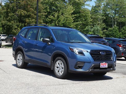 Used 2022 Subaru Forester AWD/4WD image 3