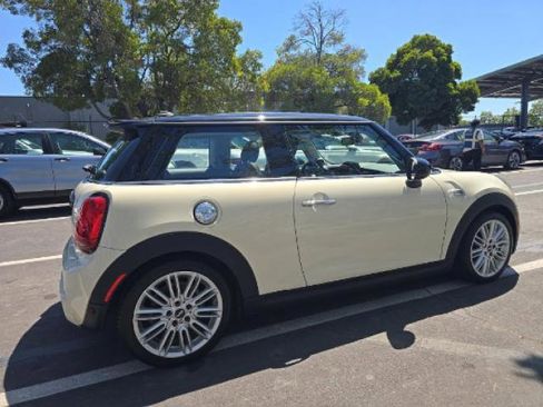Used 2019 MINI Cooper S w/ Premium Package FWD image 3