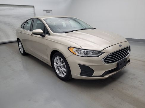 Used 2019 Ford Fusion SE FWD image 11