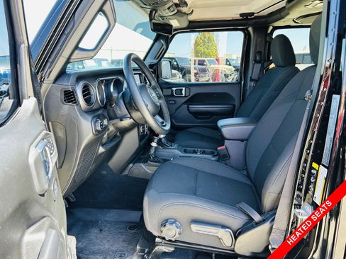 Used 2023 Jeep Gladiator Sport AWD/4WD image 3