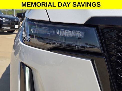 Used 2023 Cadillac Escalade Sport Platinum AWD/4WD image 33