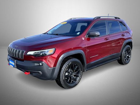 Used 2019 Jeep Cherokee Trailhawk image 1