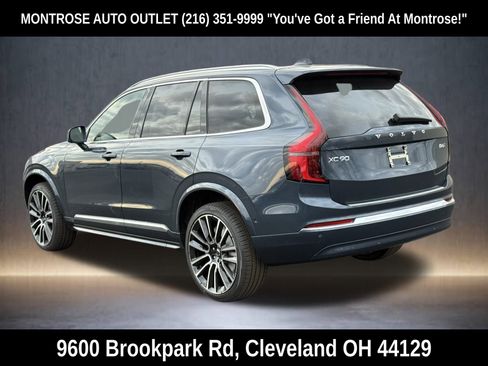 New 2026 Volvo XC90 B6 Ultra w/ Lounge Package image 3